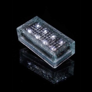 Светодиодная брусчатка LED Solar Glass на солнечных батареях 200x100 мм белая IP69K